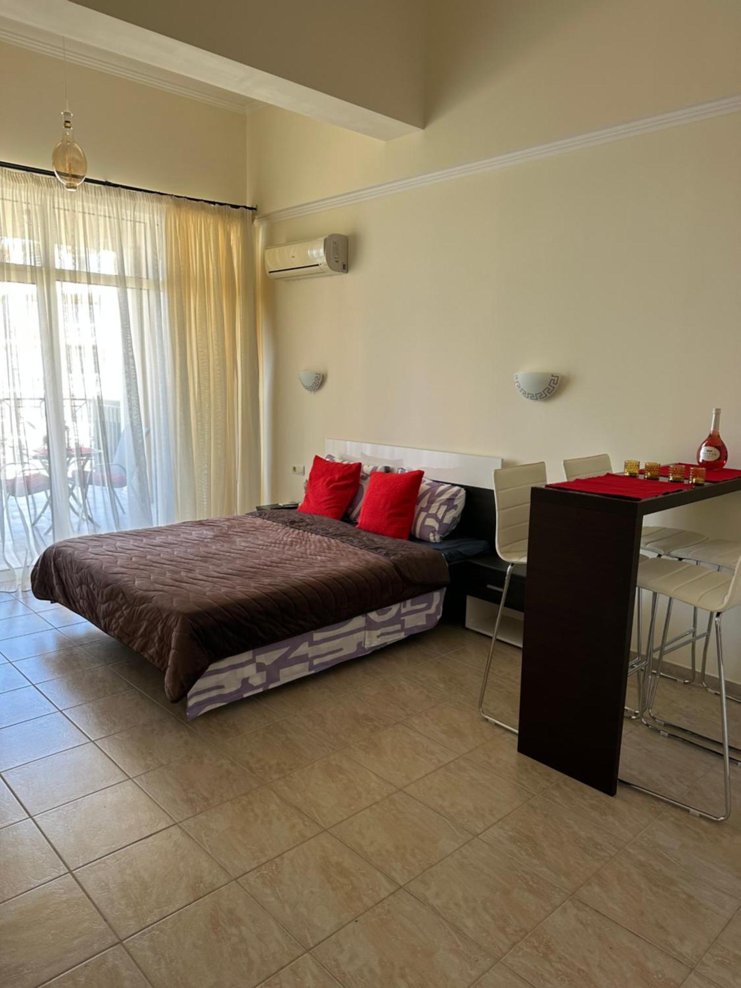 Andalusia Apartments Еленіте Екстер'єр фото