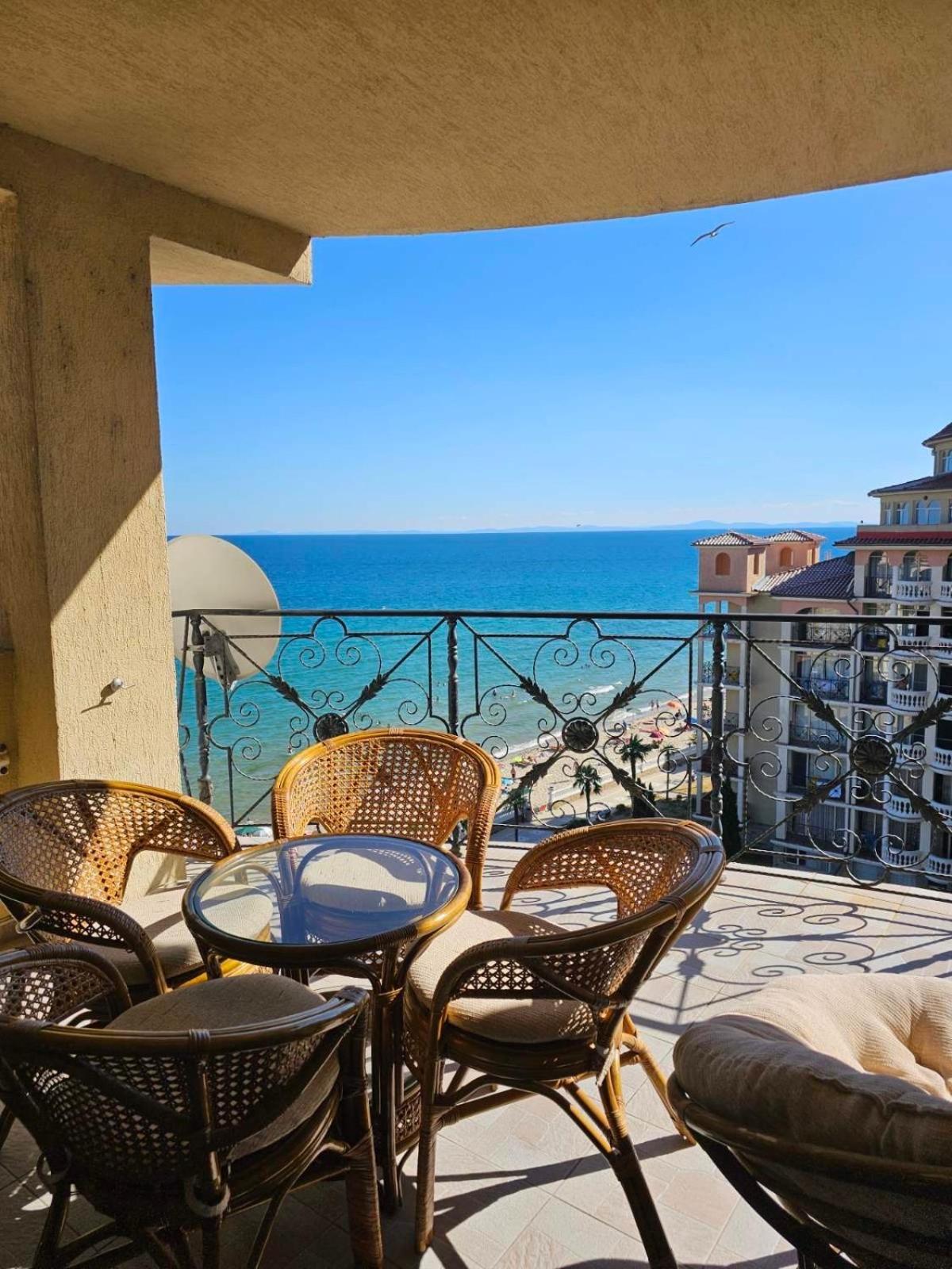 Andalusia Apartments Еленіте Екстер'єр фото
