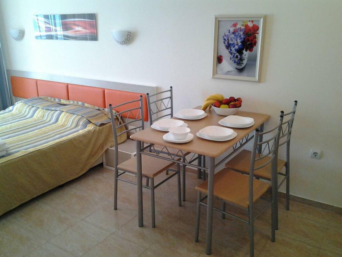 Andalusia Apartments Еленіте Екстер'єр фото