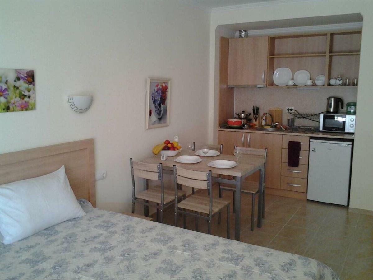 Andalusia Apartments Еленіте Екстер'єр фото