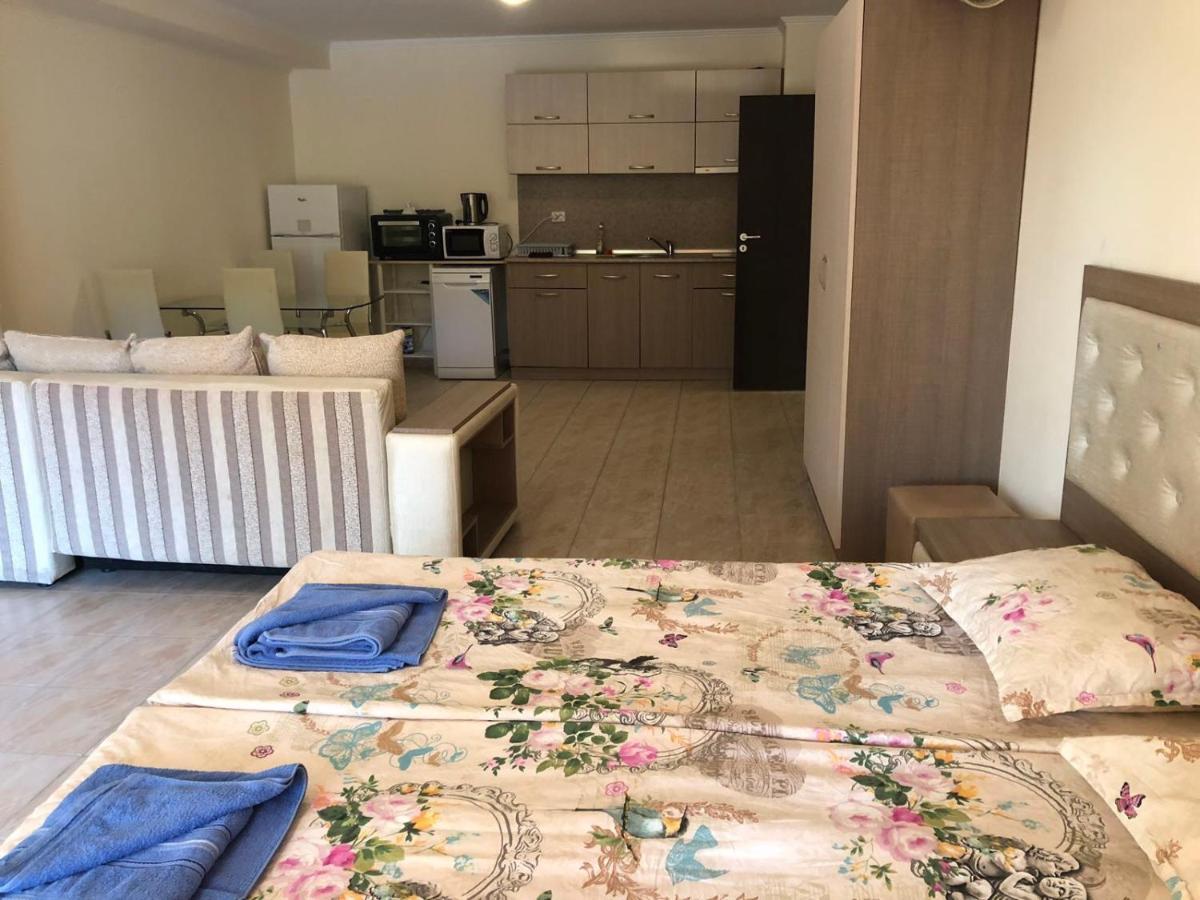 Andalusia Apartments Еленіте Екстер'єр фото